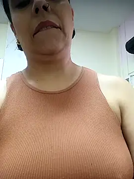 RossyAlvarez live cam on StripChat