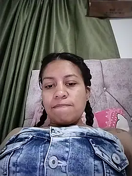 Tiphanydirty3 live cam on StripChat
