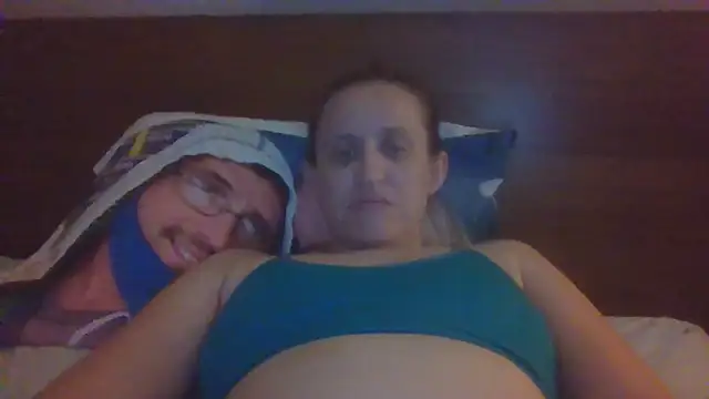 Jenonthecock live cam on StripChat