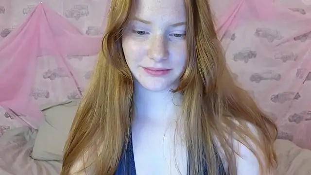FiaMoor 🍍 live naked stream