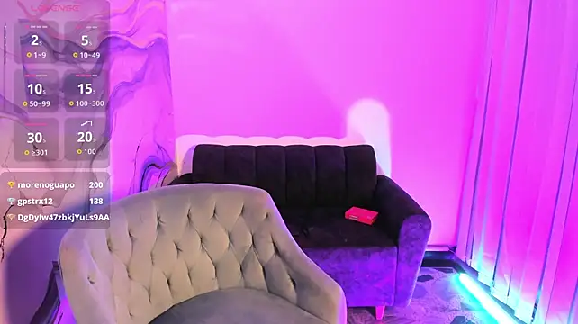 SelenaRogerss webcam