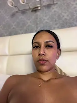 miilablake (F young) - BUTTPLUG & PLAY PUSSY