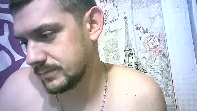 mark1404 (M young) - I'll show you my butt