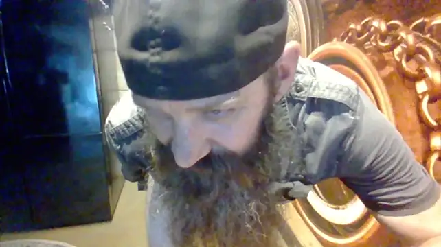 sit-on-my-beard