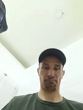 Nachosexy's Colombian male cam and chat room