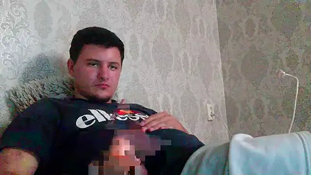 miki_lav1 webcam