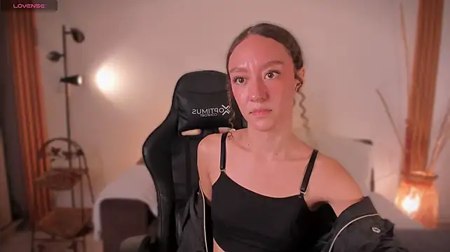 ChloeMoreti webcam