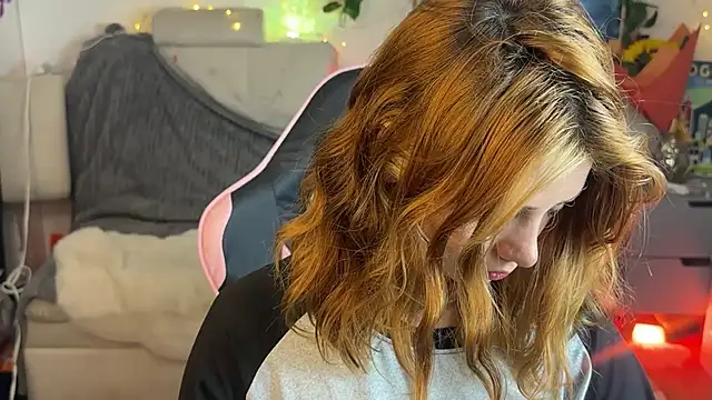 ari_kat webcam
