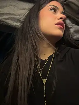 Chanel-fire live cam on StripChat
