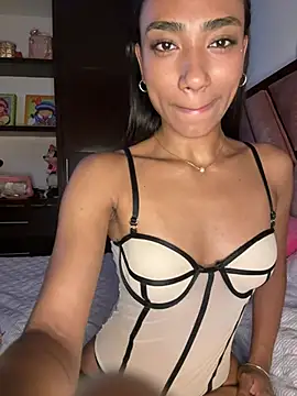 Mia-Lorette webcam