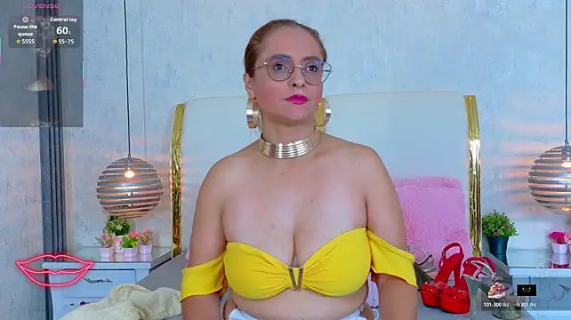 MarilynVega1 webcam