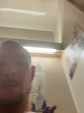 sexywhitedick@xh webcam
