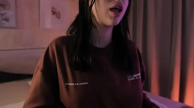 Lilith_Sage_ webcam