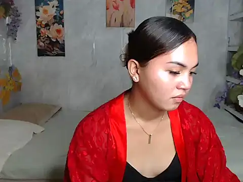 ur_asiankat webcam