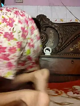 ALIZA_FENDY live webcam
