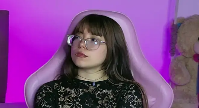 uchiiky_doll webcam