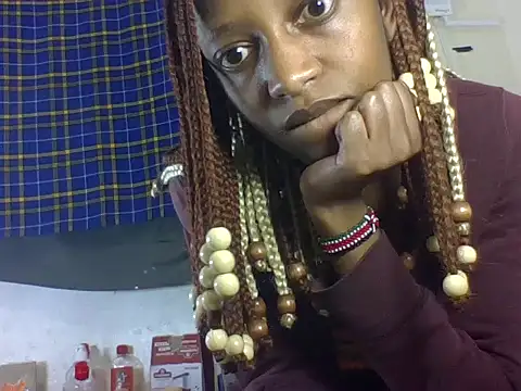 yummyqueenk live cam on StripChat