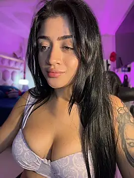 lucianaroy webcam