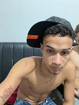 friends_lust_latin webcam