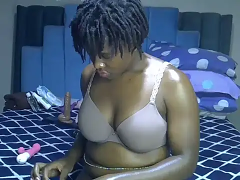 melanin_moon webcam