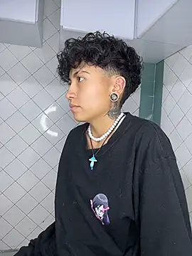 ian_mathias_ webcam