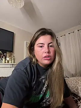 hiddensecretxx webcam