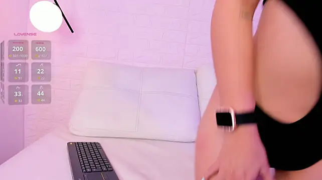 MiaSterliing webcam