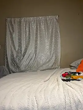 linaroby stripchat