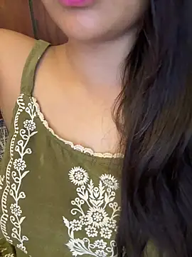 ITZ_CHANDNI webcam