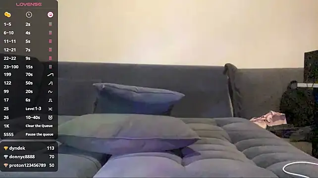OliveRyback webcam