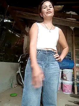 nangmo live cam on StripChat