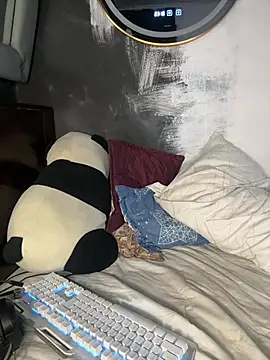 AngelLatinBoy live cam on StripChat