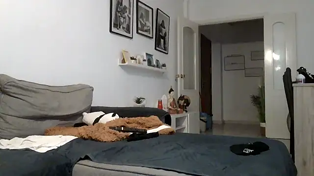 yanick931 live sex cam