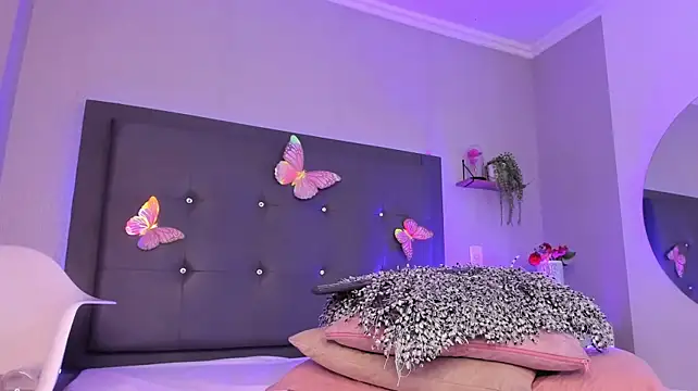 emma_lye webcam