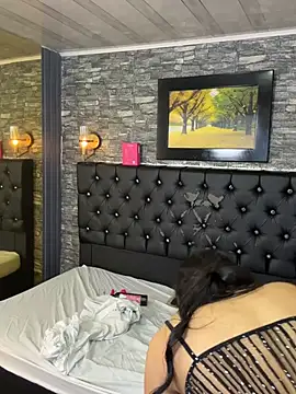 Taliaaa_Paris webcam
