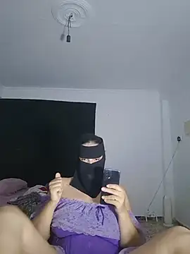Webcam Model(Big_as-big) is live