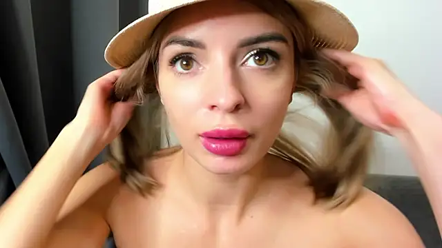 _ellen_meow_ webcam