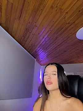 Sofia18_pinkk webcam