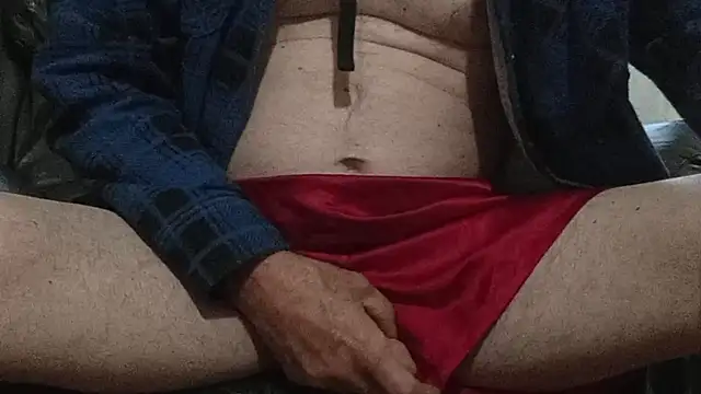 Lovyourpuss webcam
