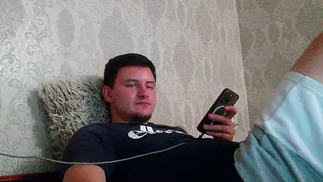 miki_lav1 webcam