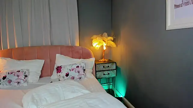 AmedeeaBanks