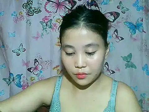 SexyAsianPussy4u webcam