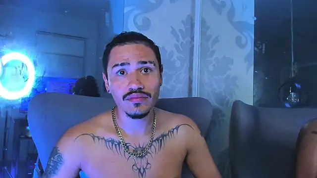 AlexDominus live sex cam
