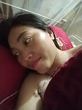 Lovephay8x live cam on StripChat