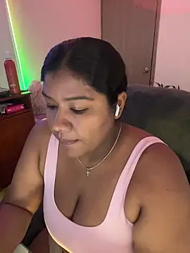 paola091 live cam