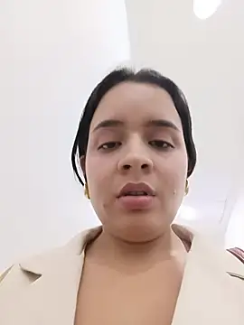 Julieth_hot-69