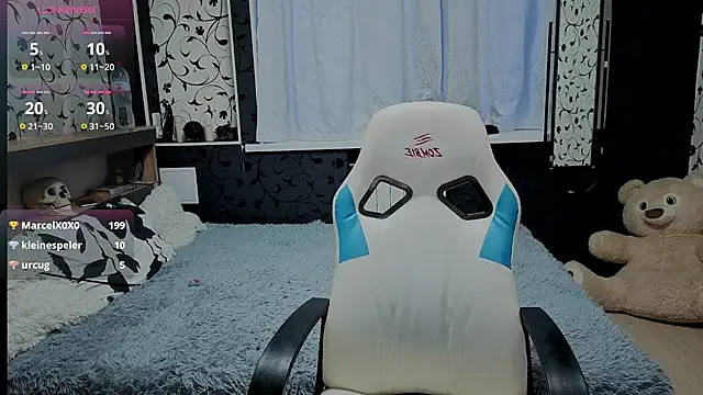 xAlisontiny