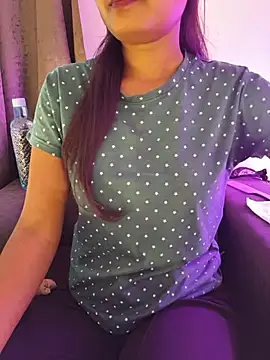 yhona_darling webcam