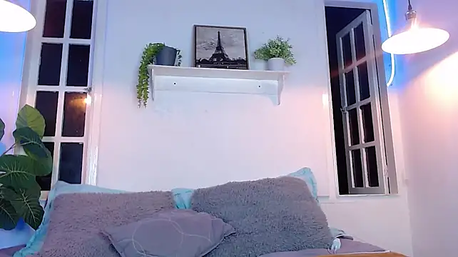 emma_cut3_ webcam