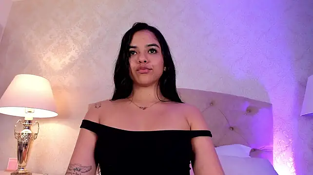chloe_collingss (F young) - Naked nad dance 😈